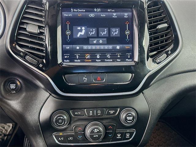 used 2019 Jeep Cherokee car, priced at $16,997