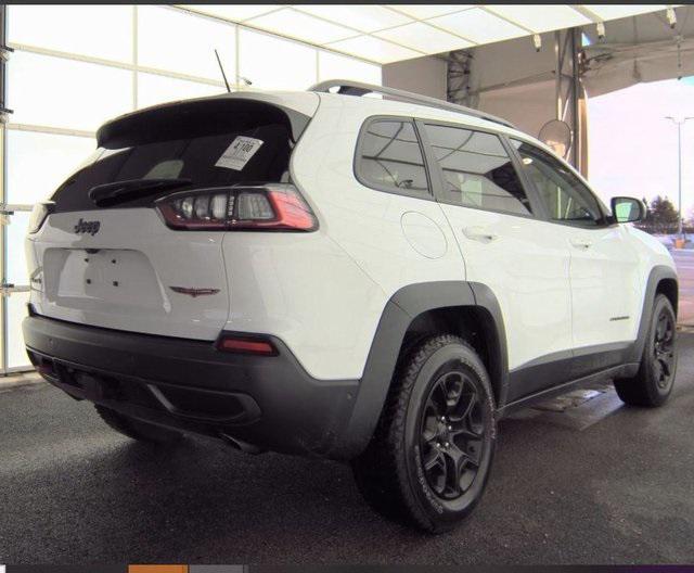 used 2019 Jeep Cherokee car, priced at $15,995