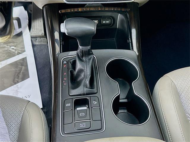 used 2020 Kia Sorento car, priced at $15,789