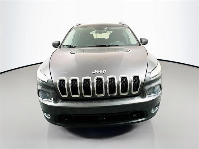 used 2016 Jeep Cherokee car, priced at $13,988