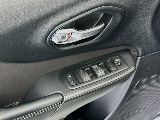 used 2016 Jeep Cherokee car, priced at $13,988