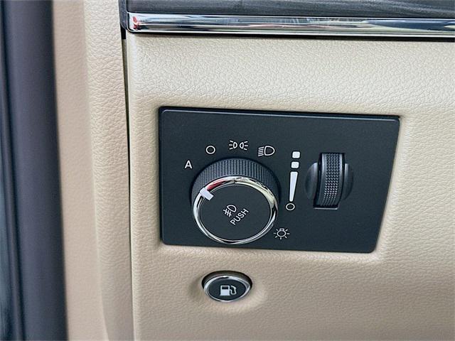 used 2019 Jeep Grand Cherokee car, priced at $23,784