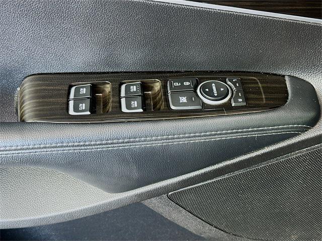 used 2020 Kia Sorento car, priced at $13,994