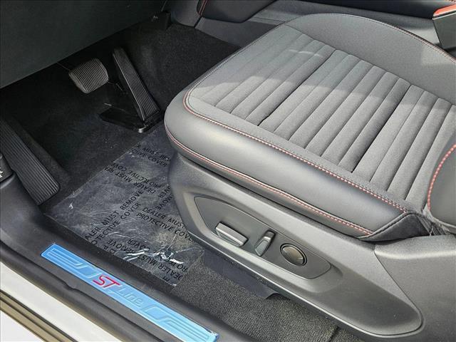 new 2025 Ford Explorer car, priced at $45,887