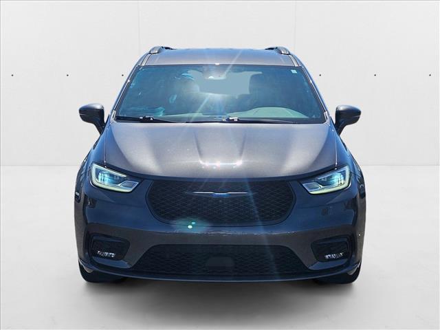 used 2021 Chrysler Pacifica Hybrid car, priced at $26,998
