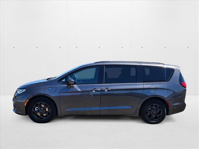 used 2021 Chrysler Pacifica Hybrid car, priced at $26,998