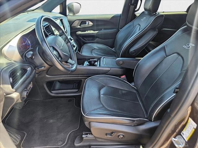 used 2021 Chrysler Pacifica Hybrid car, priced at $26,998