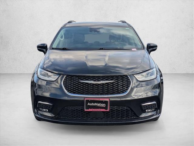 used 2022 Chrysler Pacifica car, priced at $21,998