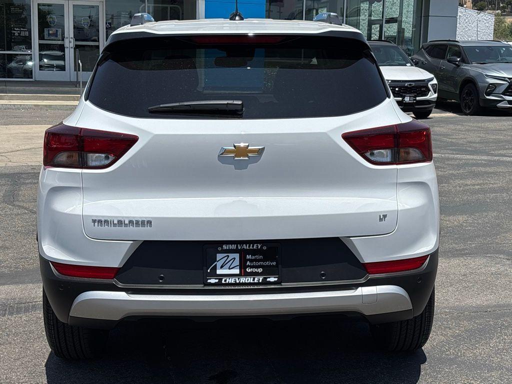 new 2025 Chevrolet TrailBlazer car, priced at $26,325