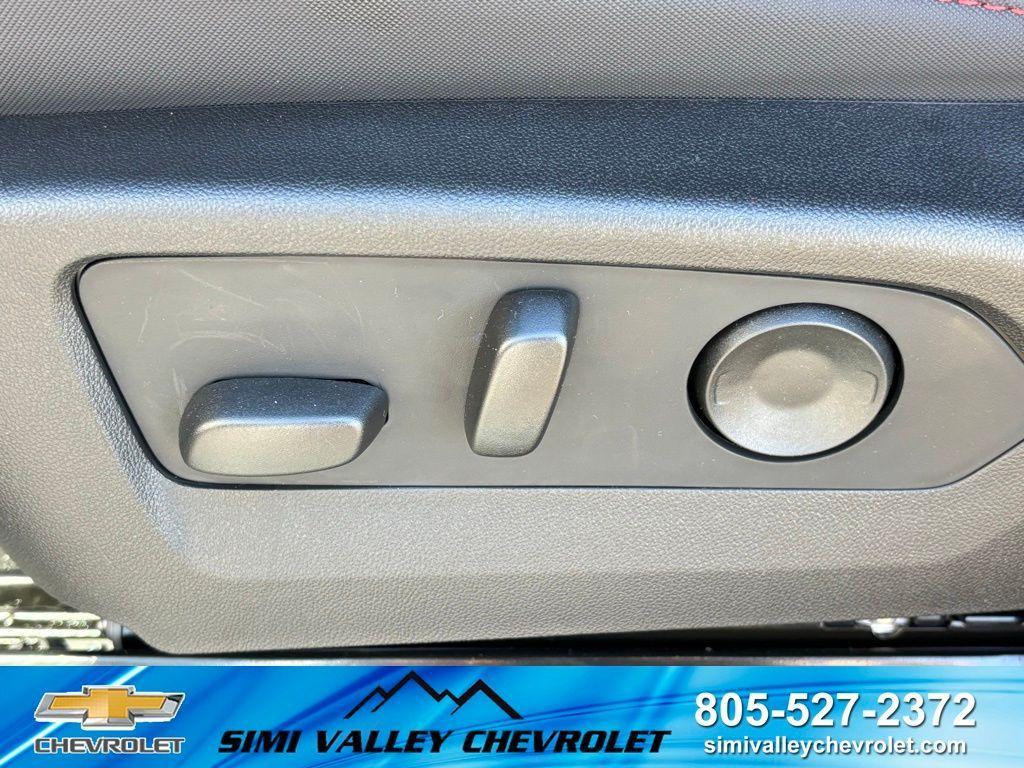 new 2025 Chevrolet Colorado car, priced at $52,620