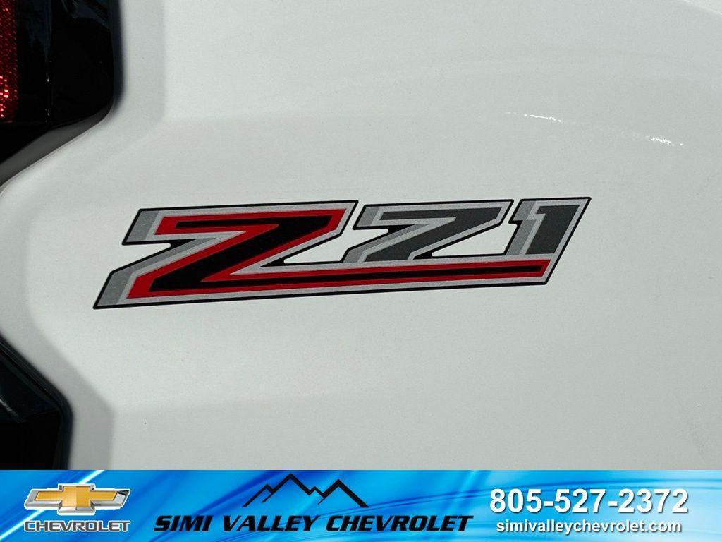 new 2025 Chevrolet Colorado car, priced at $52,620
