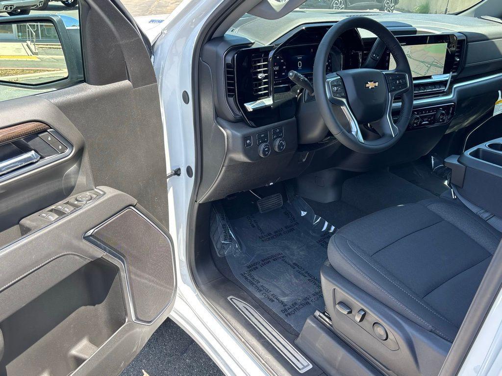 new 2025 Chevrolet Silverado 1500 car, priced at $42,045