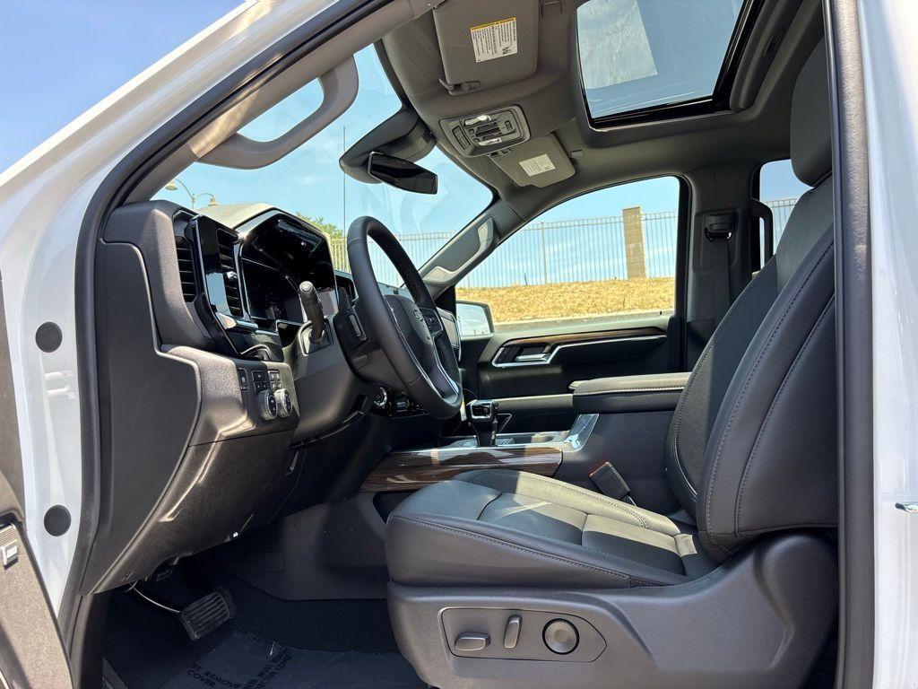 new 2025 Chevrolet Silverado 1500 car, priced at $56,929