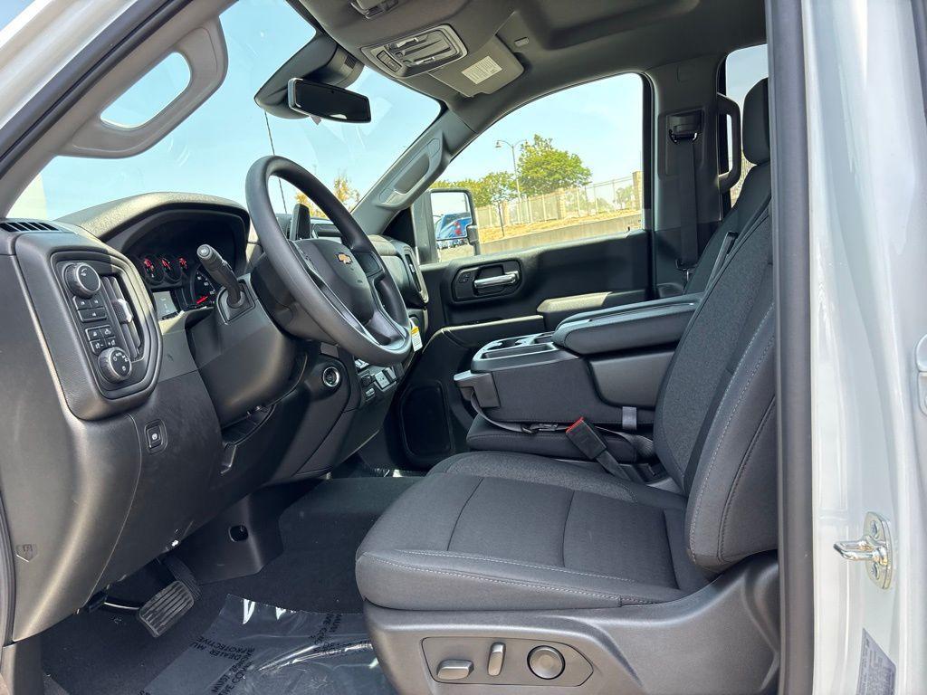 new 2025 Chevrolet Silverado 2500 car, priced at $53,320