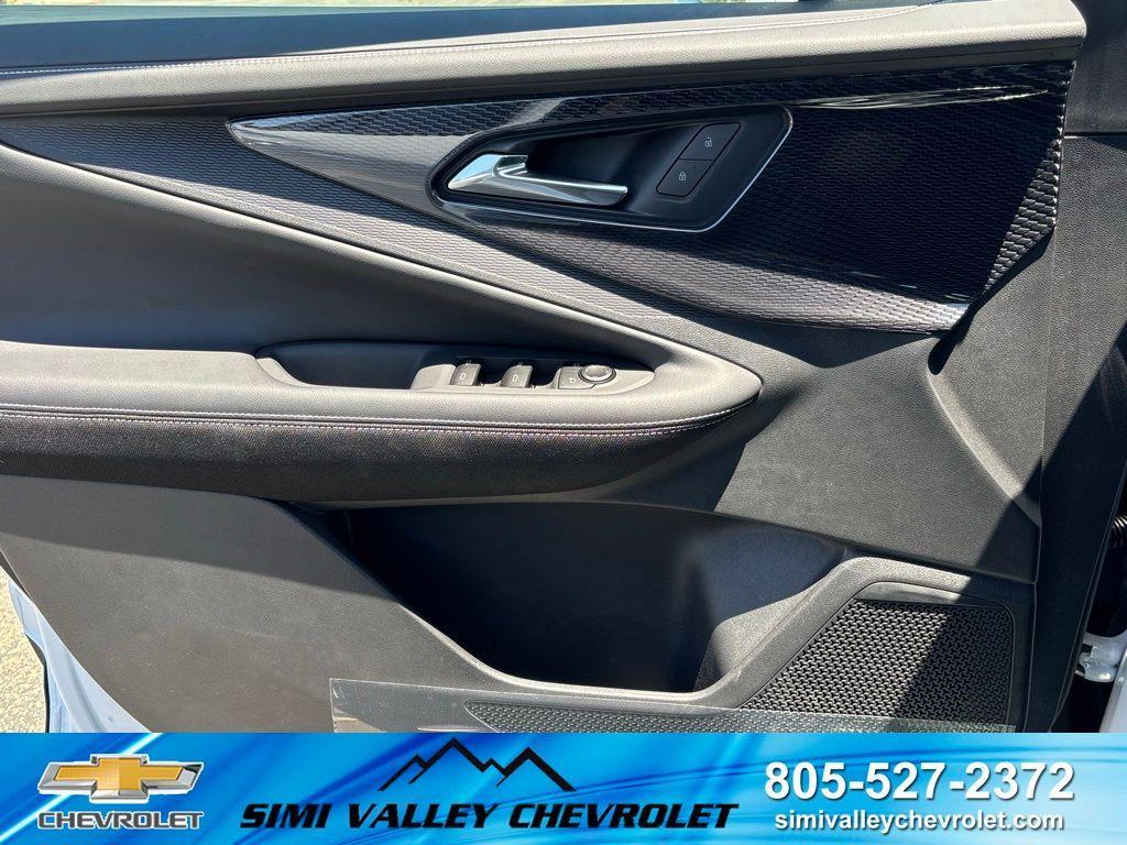 new 2025 Chevrolet Blazer EV car, priced at $40,090