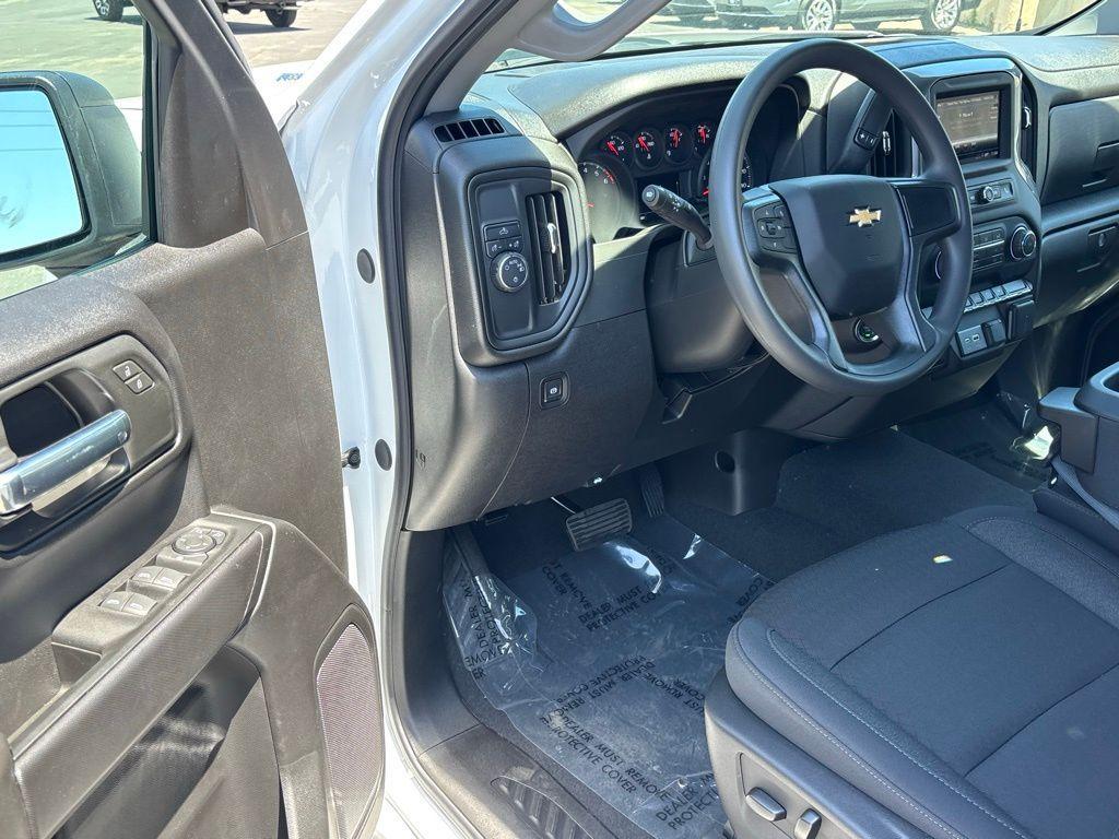 new 2025 Chevrolet Silverado 1500 car, priced at $35,594