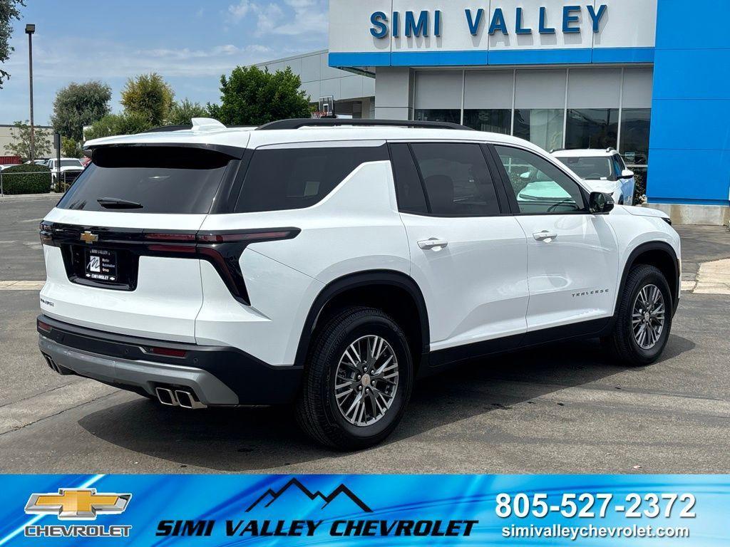 new 2026 Chevrolet Traverse car, priced at $43,294