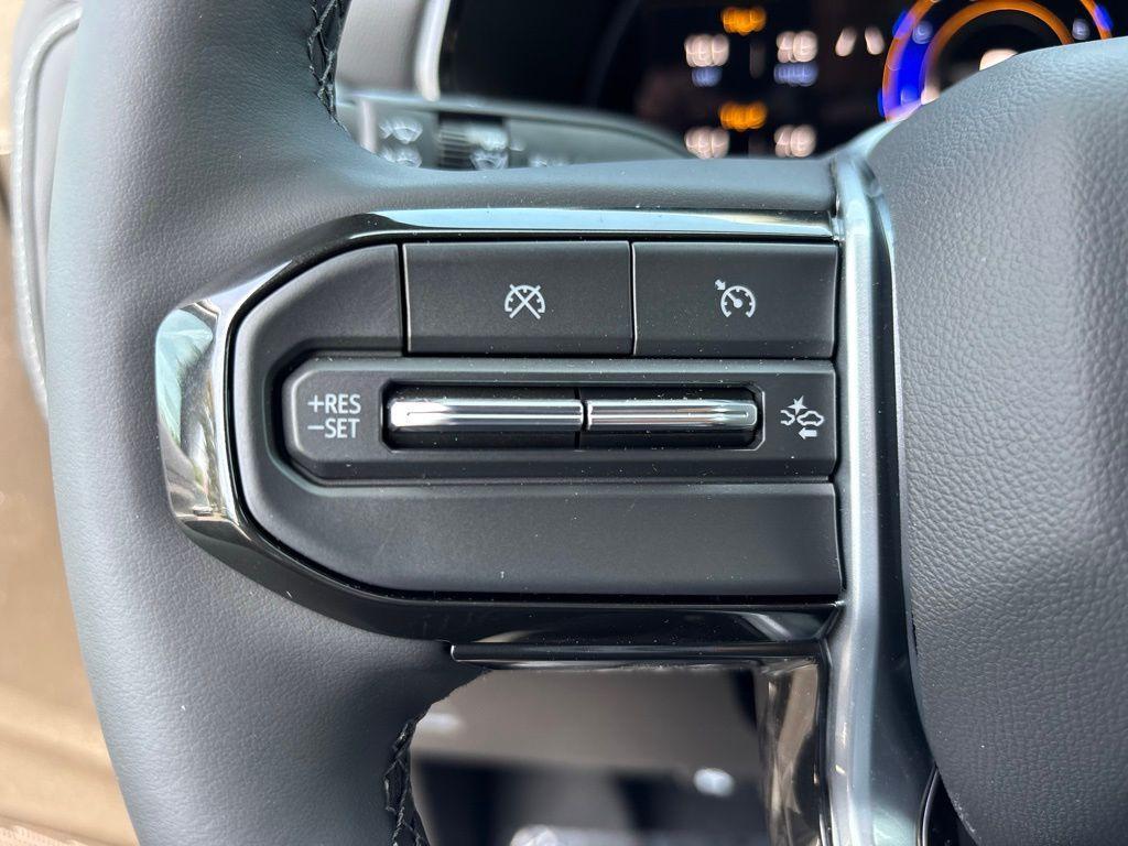new 2025 Chevrolet Colorado car, priced at $45,555