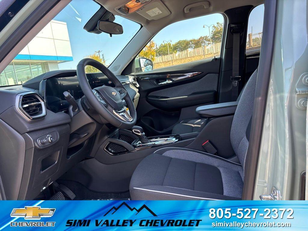 new 2026 Chevrolet TrailBlazer car, priced at $27,014