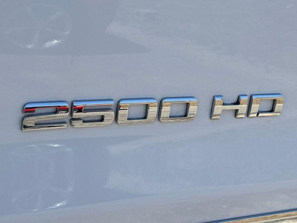 used 2015 GMC Sierra 2500 car, priced at $32,517