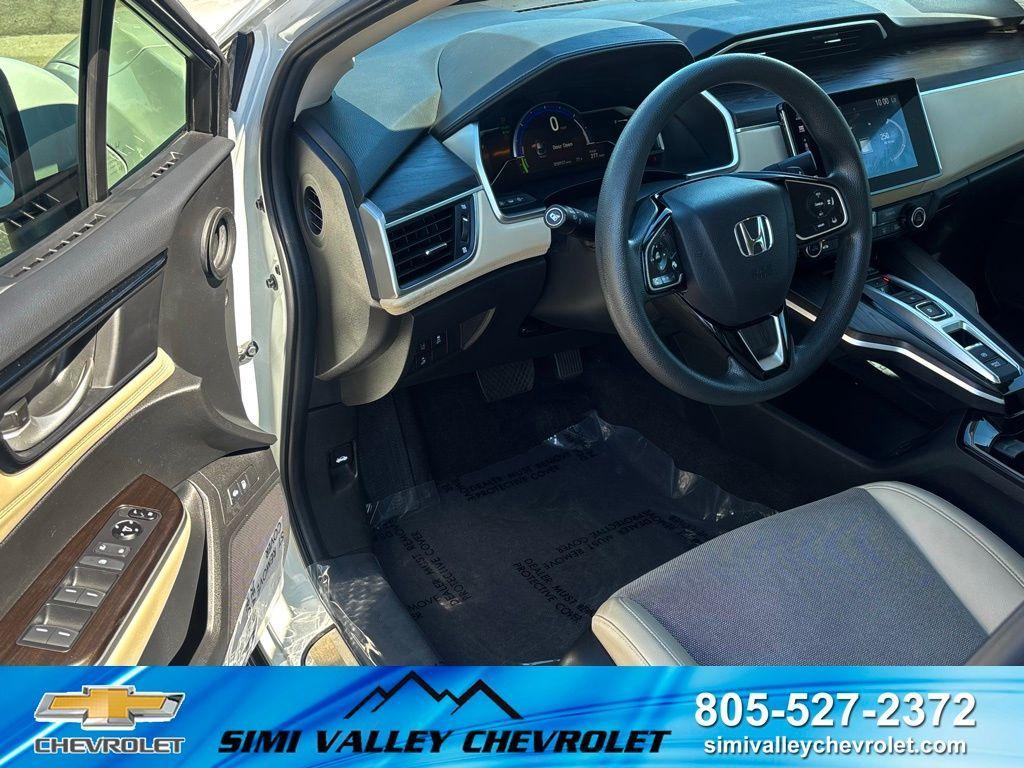 used 2019 Honda Clarity Plug-In Hybrid car, priced at $17,240