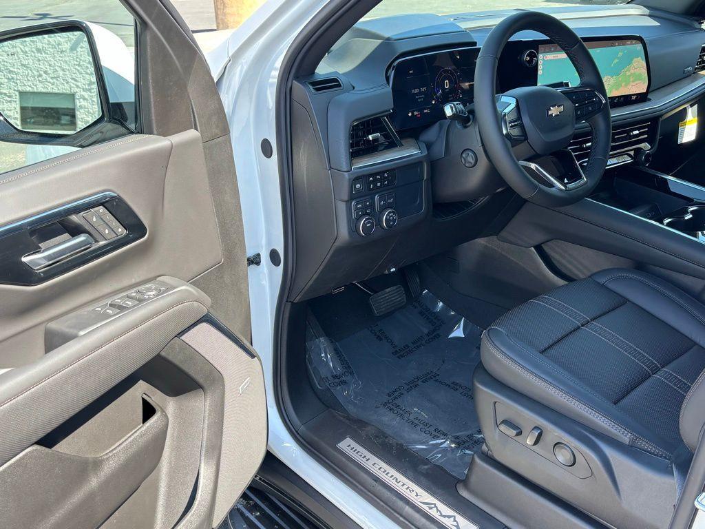 new 2025 Chevrolet Tahoe car, priced at $82,690