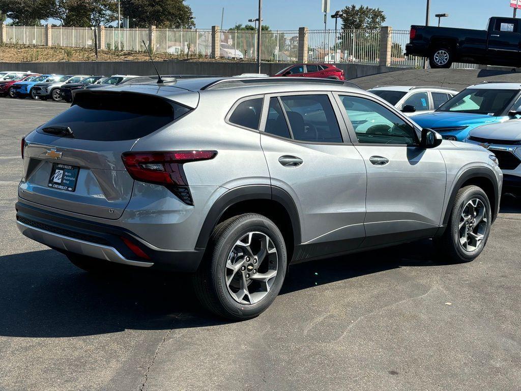 new 2025 Chevrolet Trax car, priced at $23,580