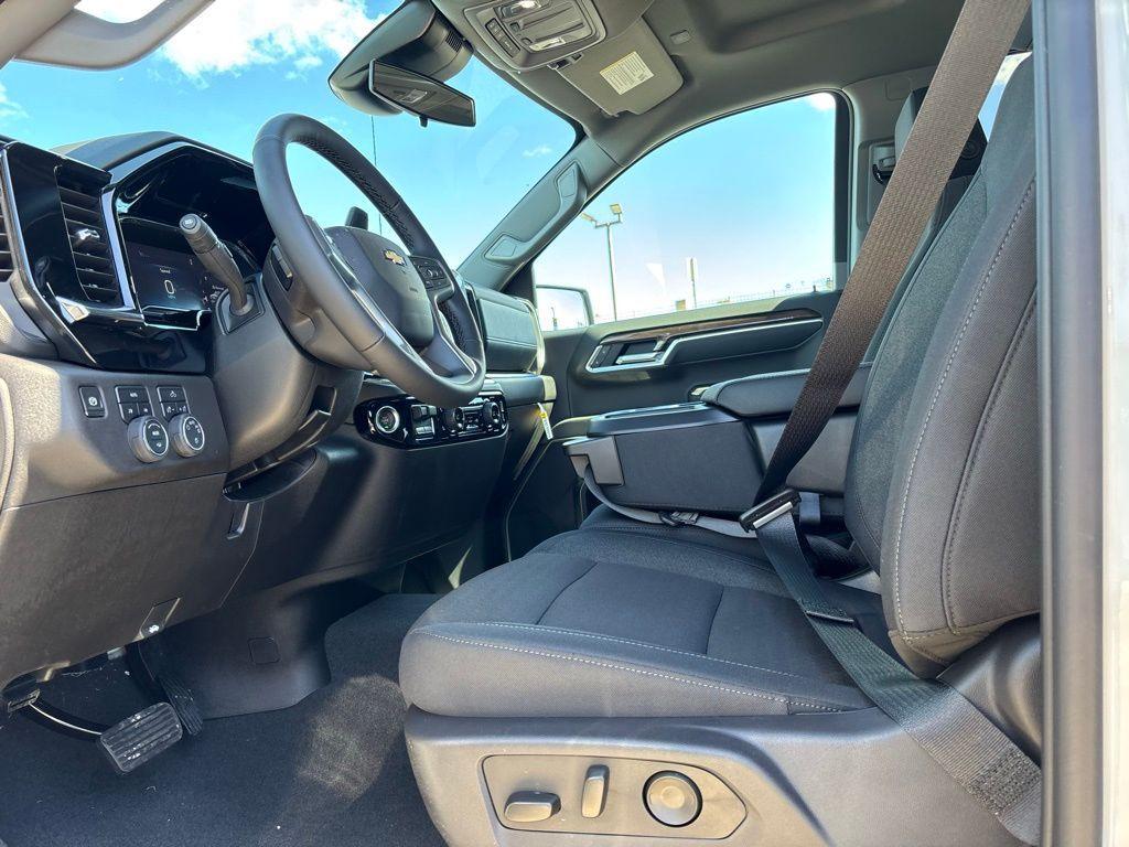 new 2025 Chevrolet Silverado 1500 car, priced at $47,240
