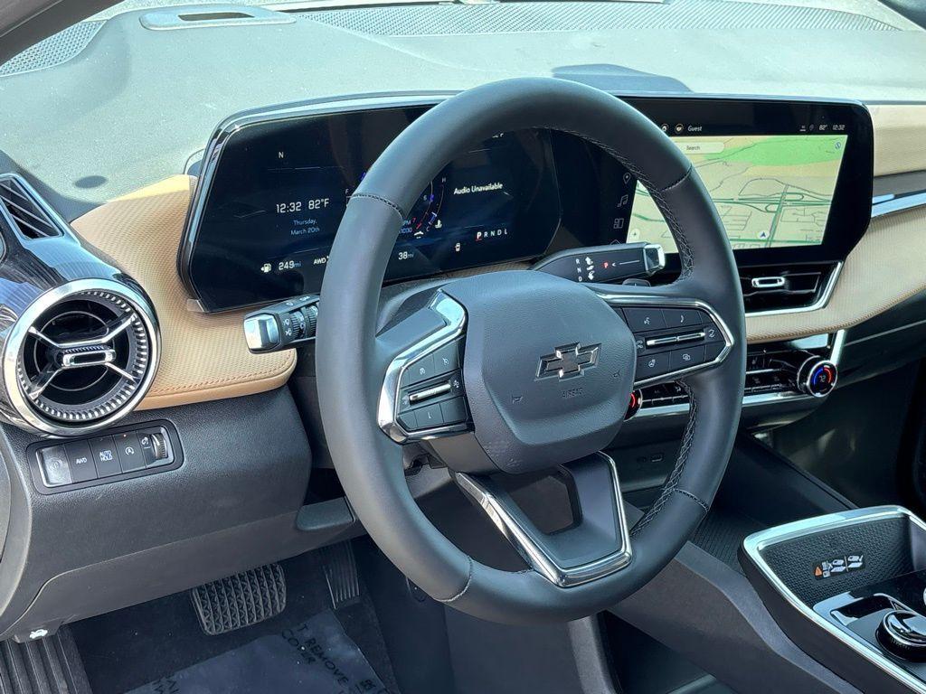 new 2025 Chevrolet Equinox car, priced at $33,740