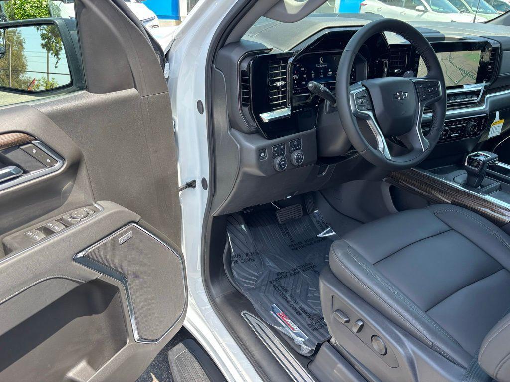 new 2025 Chevrolet Silverado 1500 car, priced at $60,369