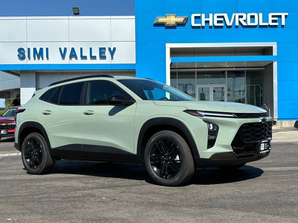 new 2025 Chevrolet Trax car, priced at $24,730
