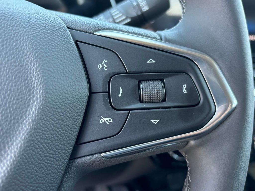 new 2025 Chevrolet Trax car, priced at $24,440