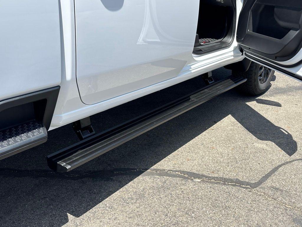 new 2025 Chevrolet Silverado 2500 car, priced at $81,444
