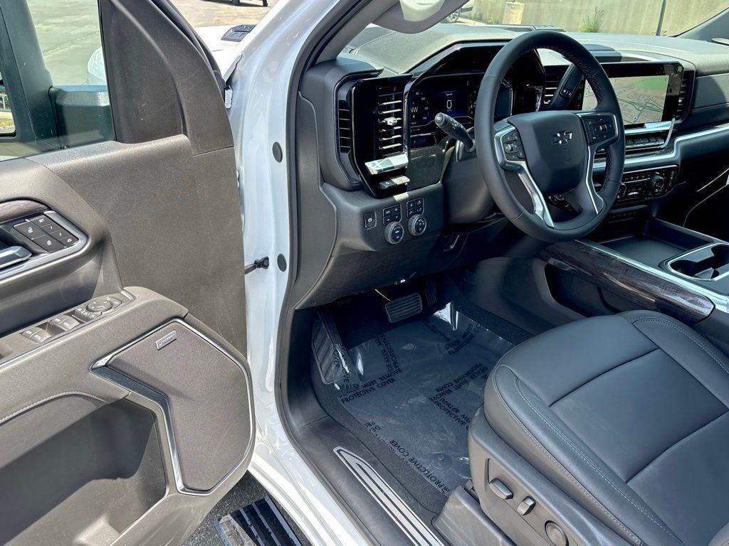 new 2025 Chevrolet Silverado 2500 car, priced at $81,444