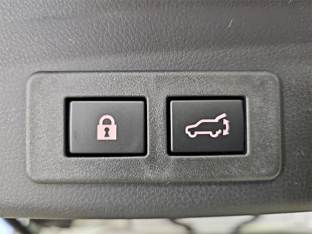 new 2025 Subaru Ascent car, priced at $50,448