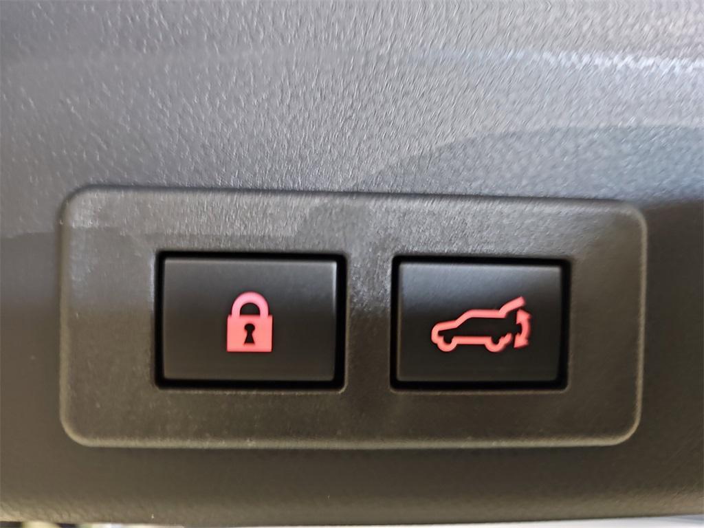 new 2025 Subaru Ascent car, priced at $50,446