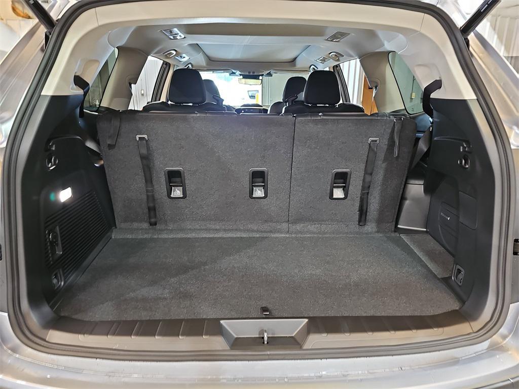 new 2025 Subaru Ascent car, priced at $53,553