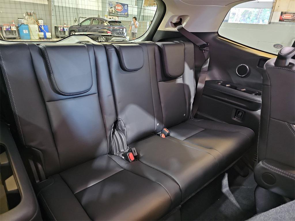 new 2025 Subaru Ascent car, priced at $53,553