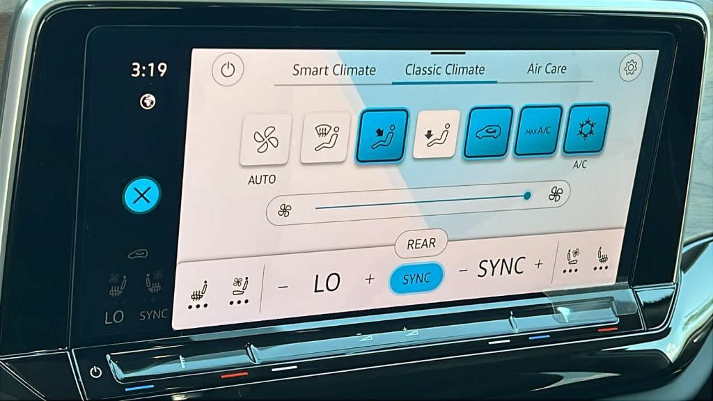 new 2026 Volkswagen Atlas car, priced at $41,484