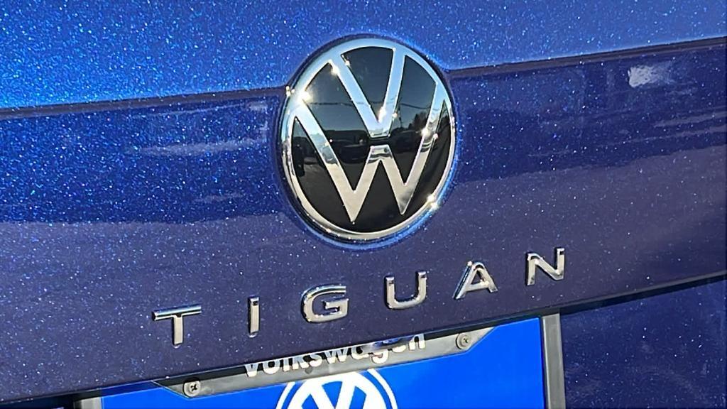 new 2024 Volkswagen Tiguan car, priced at $32,351