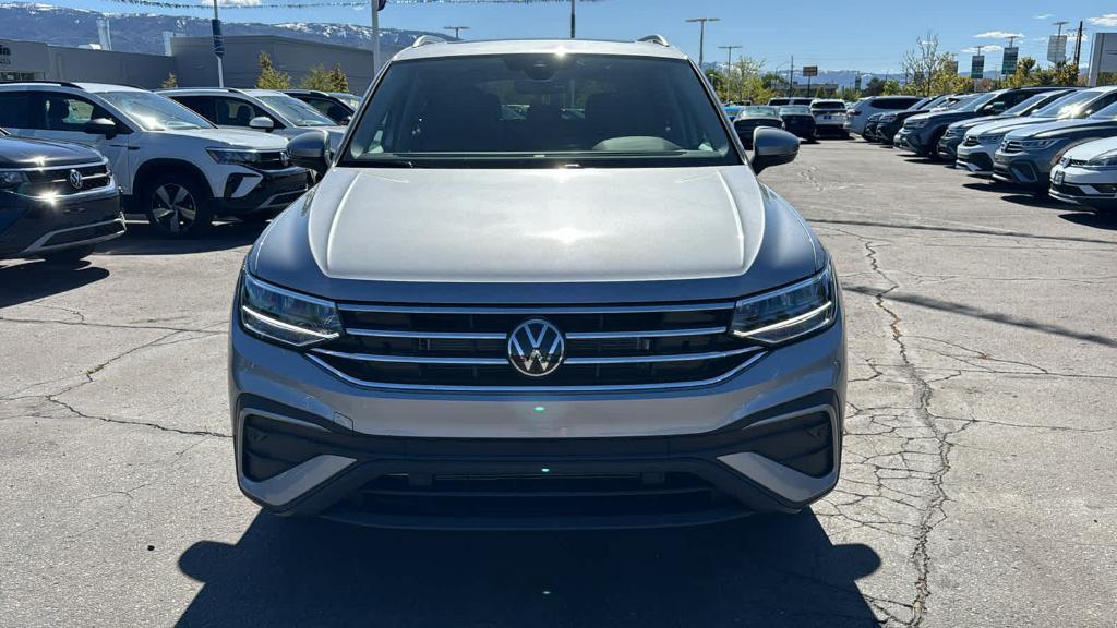 new 2024 Volkswagen Tiguan car, priced at $33,886