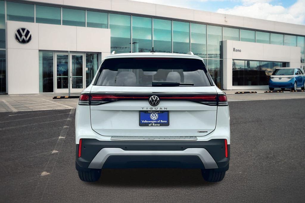 new 2025 Volkswagen Tiguan car, priced at $33,189