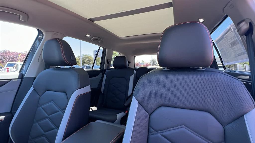 new 2025 Volkswagen Atlas car, priced at $46,708