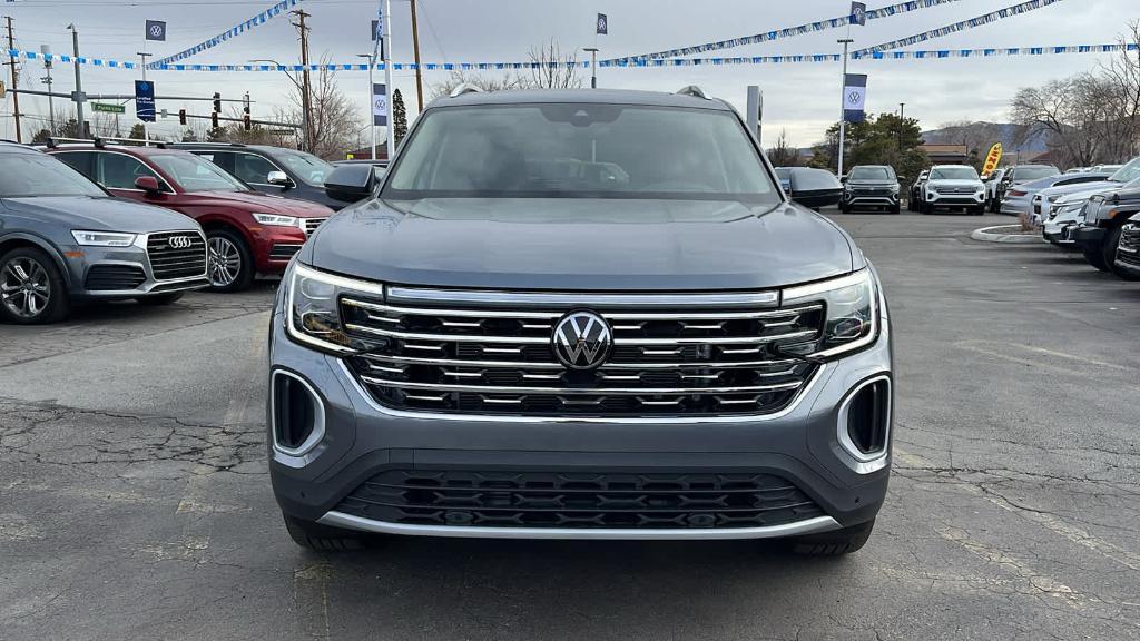 new 2024 Volkswagen Atlas car, priced at $48,373