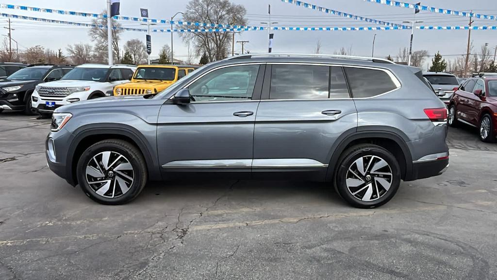 new 2024 Volkswagen Atlas car, priced at $48,373