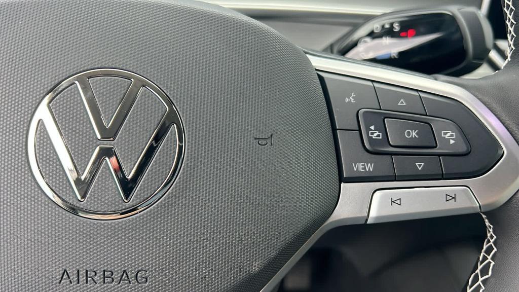 new 2025 Volkswagen Tiguan car, priced at $36,094