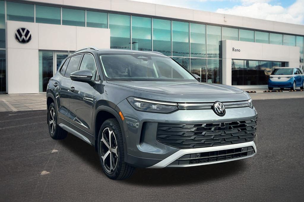 new 2025 Volkswagen Tiguan car, priced at $36,094