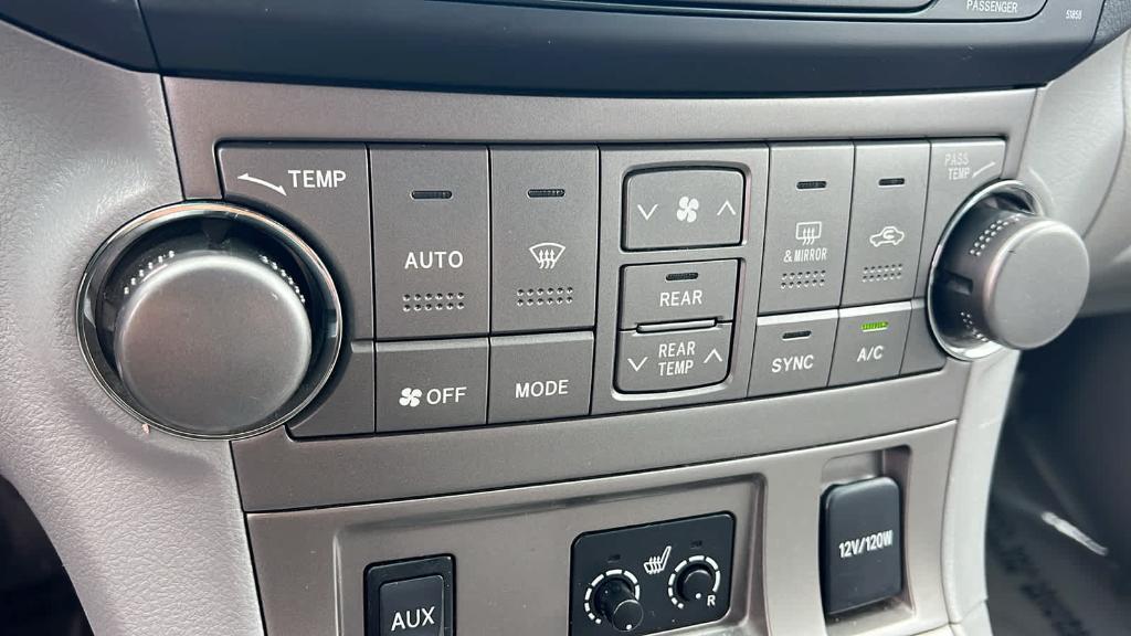 used 2010 Toyota Highlander car, priced at $10,688