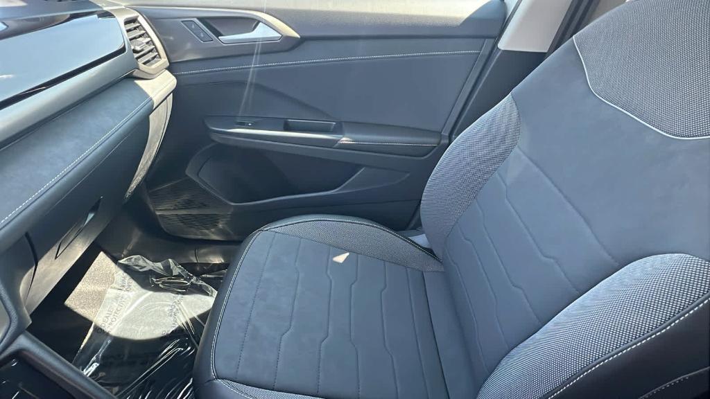 new 2025 Volkswagen Taos car, priced at $33,367