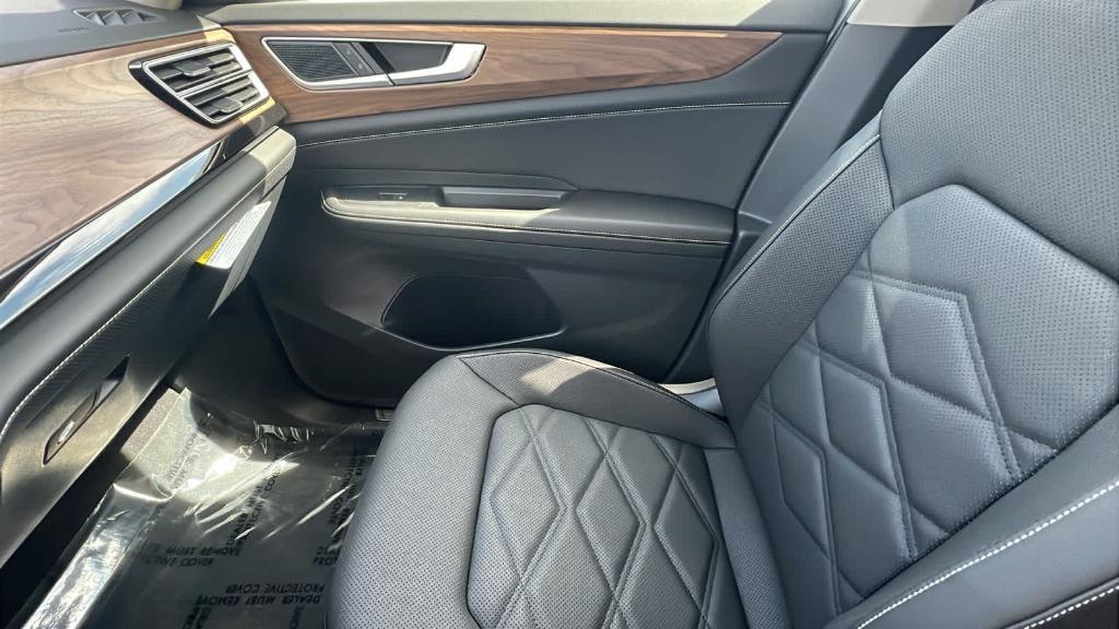 new 2026 Volkswagen Atlas car, priced at $49,833